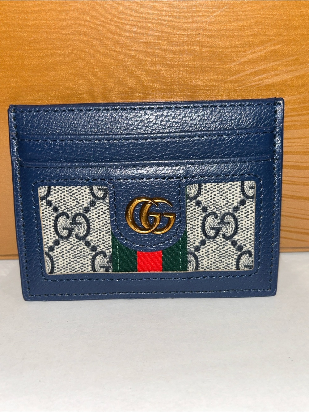 Card holder - Picture 3 of 6